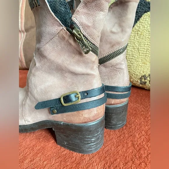 🆕 A.S.98 Distressed Blush Boots