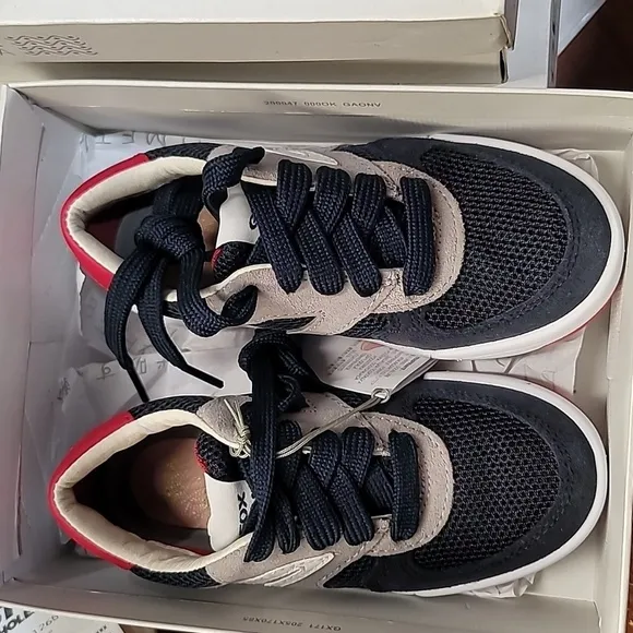 🎁 Geox Kids Rolk Sneakers