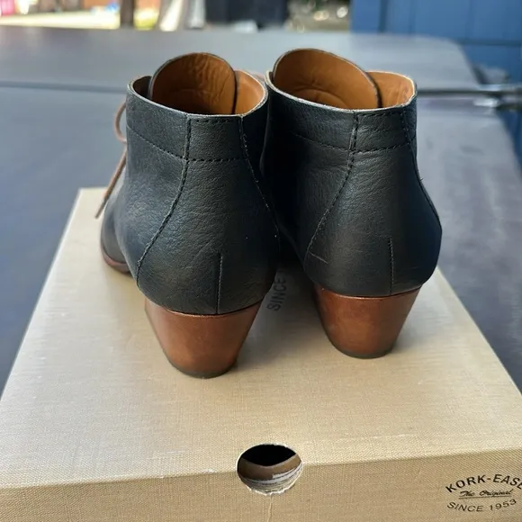 🖤🖤🖤 Kork Ease 9.5 Helene black leather shoes booties