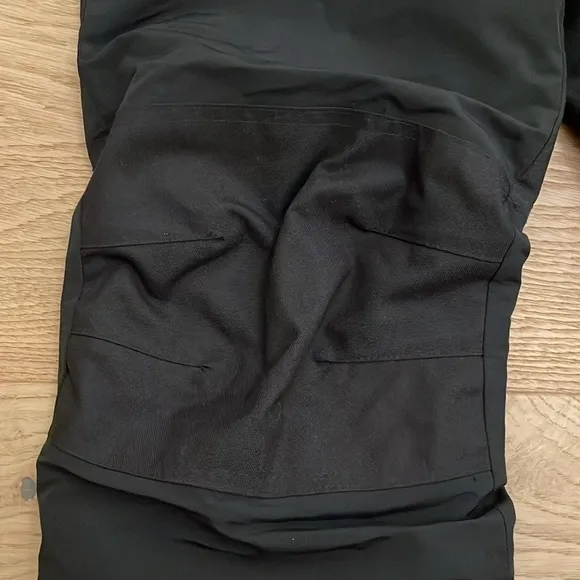 ✨ Lands End Kids Squall Waterproof Insulated Iron Knee Snow Bibs 10 Black