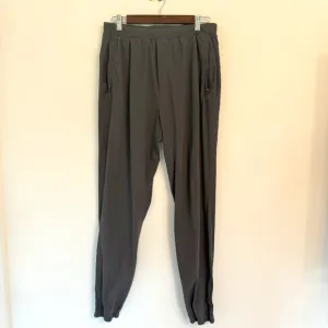🩳 *Lululemon Surge Jogger Tall - Graphite Grey (L) - Tall