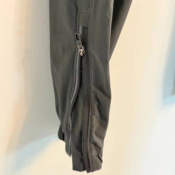 🩳 *Lululemon Surge Jogger Tall - Graphite Grey (L) - Tall