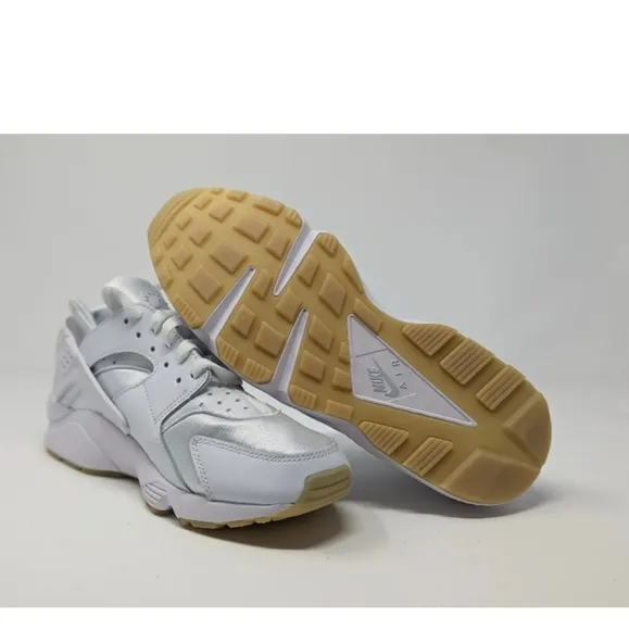 - Size 8.5 - Nike Air Huarache White Gum Original Nikes . BRAND NEW