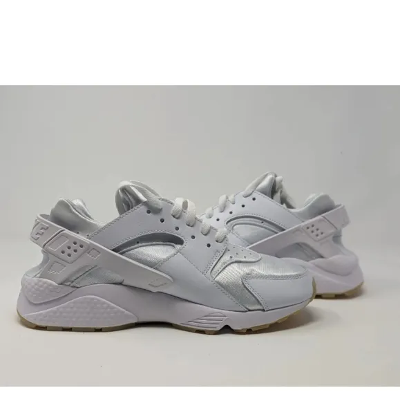 - Size 8.5 - Nike Air Huarache White Gum Original Nikes . BRAND NEW