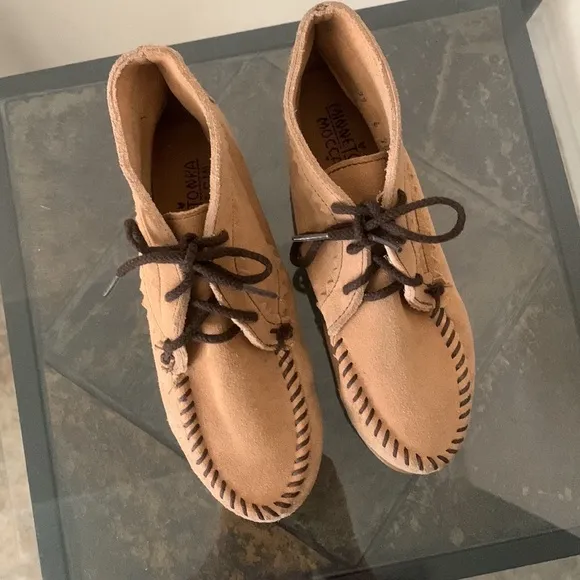 🔥1/2 OFF SUMMER SALE🔥 MINNETONKA Women's Suede Lace Up Moccasin Ankle Boot