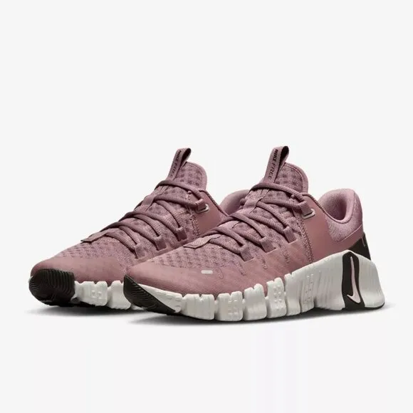 12W/10.5M - [NEW] Women's Nike Free Metcon 5 Workout Shoes DV3950-201
