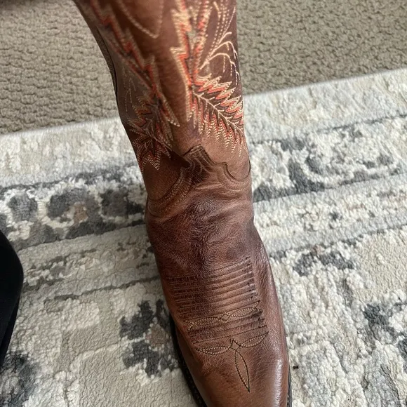1883 Lucchese Brown boots 6 1/2B