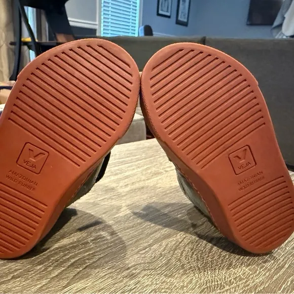 2 pairs of Veja Kids/Toddler Sneakers (US 7 and US 8)