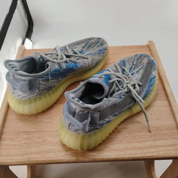 2022 Mens high quality Breath Light Running Trainers Shoes Sneakers
