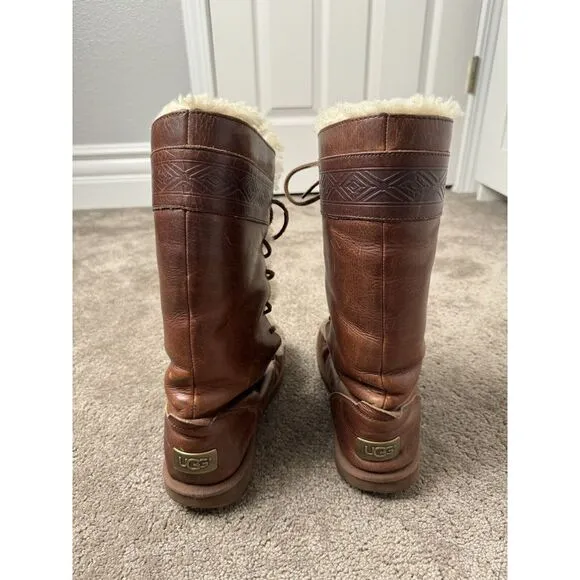 $395 UGG RARE VINTAGE!! Leather Sheepskin UNISEX Boots SIZE 7 WOMEN,‎ EU 38
