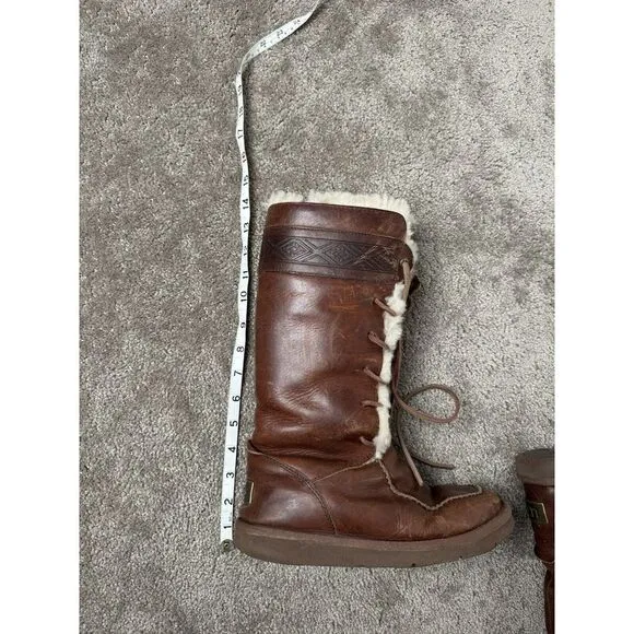 $395 UGG RARE VINTAGE!! Leather Sheepskin UNISEX Boots SIZE 7 WOMEN,‎ EU 38