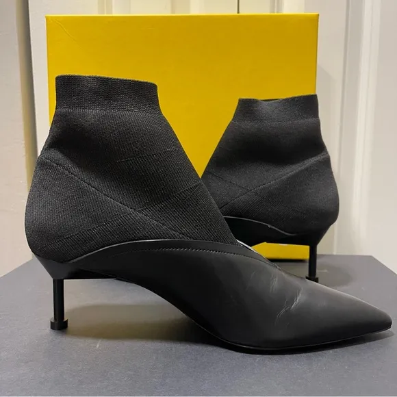 $520 NEW Mercedes Castillo Black Leather Sock Boots IT39/US9