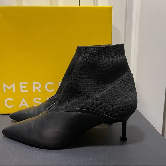 $520 NEW Mercedes Castillo Black Leather Sock Boots IT39/US9