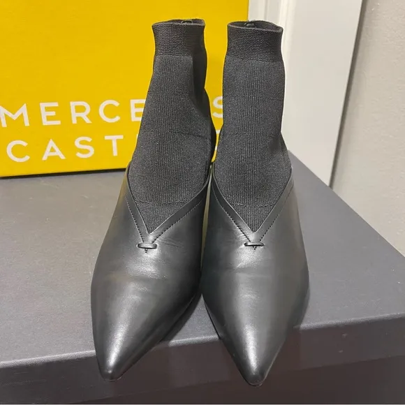 $520 NEW Mercedes Castillo Black Leather Sock Boots IT39/US9