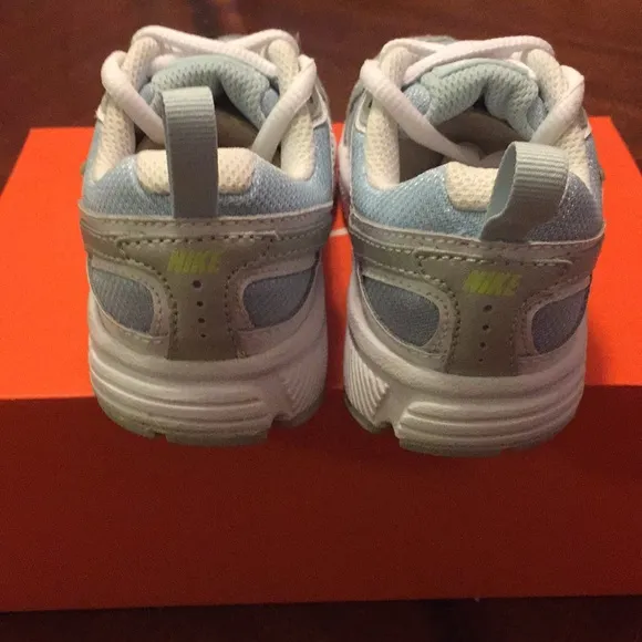 621 NIKE DART 8 GS/ps blue silver lime green girls running youth sizes 11 12 13