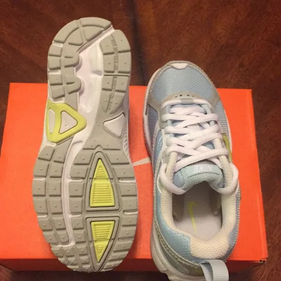621 NIKE DART 8 GS/ps blue silver lime green girls running youth sizes 11 12 13