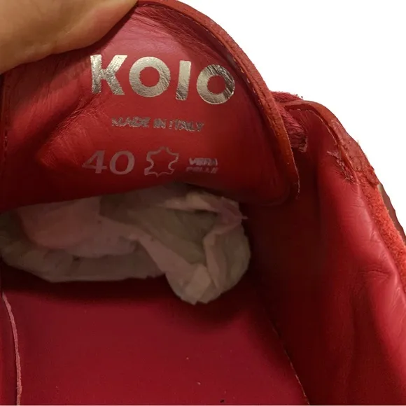 8 / KOIO Capri in Goji sneakers