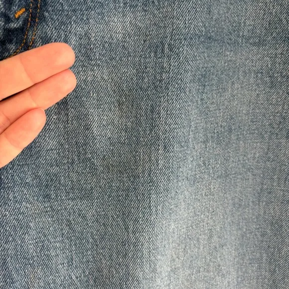 Abercrombie &amp; Fitch The 90s Relaxed High Rise Jeans Light Wash Size 37 24S