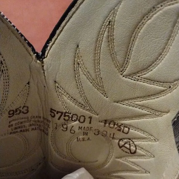 Acme lizard boots