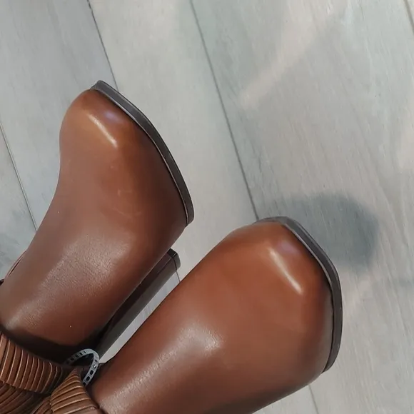 AD &amp; DAUGHTERS Womens Mid Calf Heels Leather Booties shoes sz 6.5
