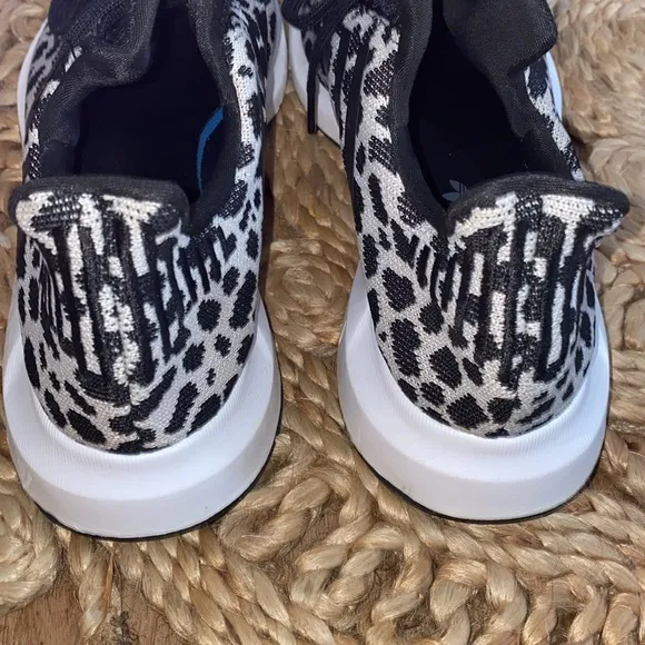 Adidas 9 Women's Black and White Sneakers