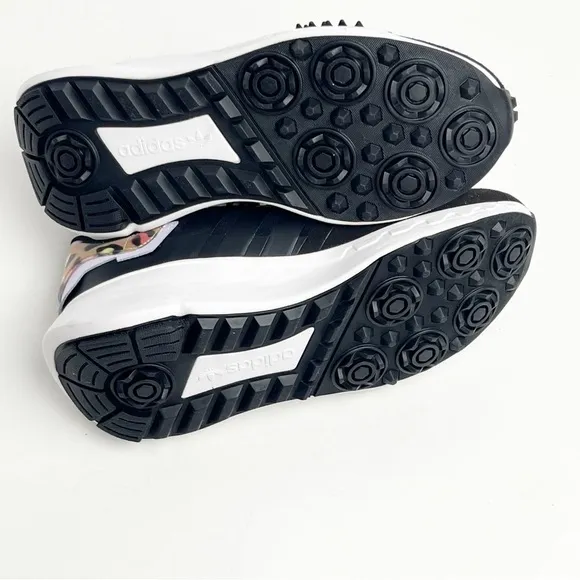 ADIDAS Black Choigo Black Multicolor LaceToggle Closure Sneakers, Size 6.5