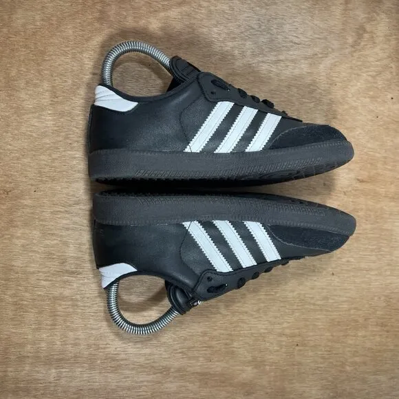 Adidas Boys Samba Classic Youth Size 2.5 036516 Black Soccer Shoes Sneakers