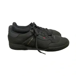 Adidas Calabasas Sleek Black Design US Size 9.5 Comfortable and Durable