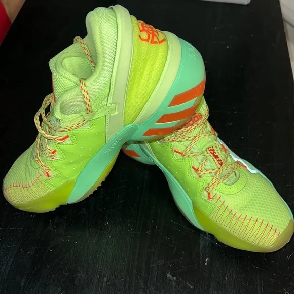Adidas D.O.N. Issue 2 Marvel Spida Sense Basketball Athletic 2020 Size.6 1/2