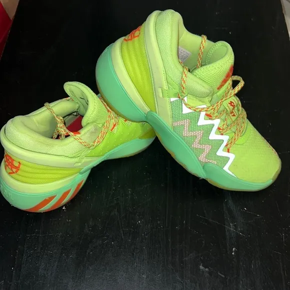 Adidas D.O.N. Issue 2 Marvel Spida Sense Basketball Athletic 2020 Size.6 1/2