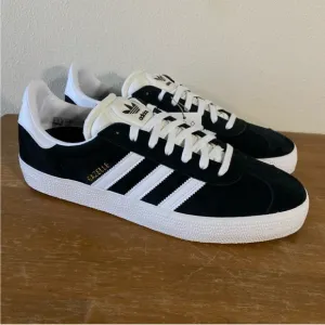 adidas Gazelle ADV Sued Black/White Skateboarding Sneakers Shoes