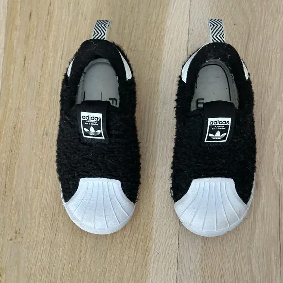 Adidas Kids Superstar 360 Black Shoes sz 8K