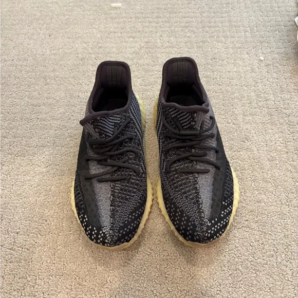 Adidas Men's Black and Gray Yeezys