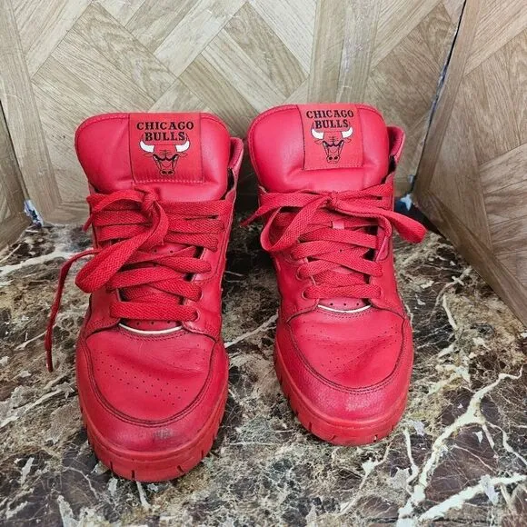 Adidas men's fashion Chicago Bulls red hi-top Basketball shoes size 10.     363