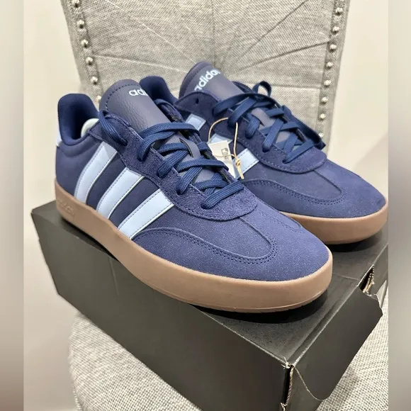 Adidas Men’s Navy Three Stripe Barreda Sneaker Size 10.5 Brand New!