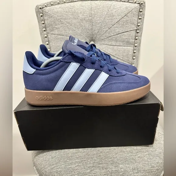Adidas Men’s Navy Three Stripe Barreda Sneaker Size 10.5 Brand New!