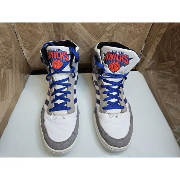 Adidas Men's New York  Knicks Fashion Basketball  Shoes White Size 12.  298