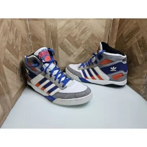 Adidas Men's New York  Knicks Fashion Basketball  Shoes White Size 12.  298