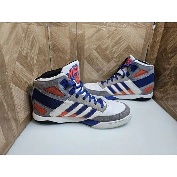 Adidas Men's New York  Knicks Fashion Basketball  Shoes White Size 12.  298