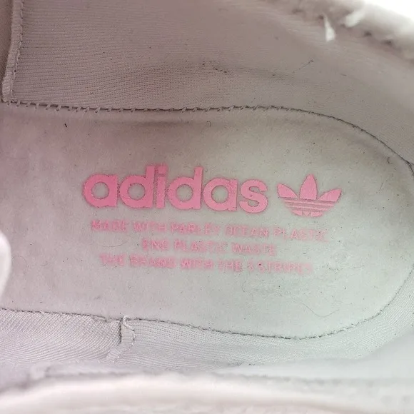 Adidas NMD R1 Womens Size 10 Gray Bliss Pink Running Sneaker Shoes GW9462