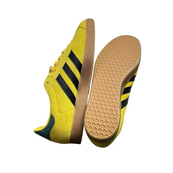 Adidas Originals Gazelle x Jamaica Trainers Yellow and black Sneakers NWT 7.5