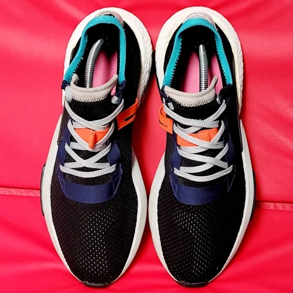 Adidas P.O.D. S3.1 Men's Athletic Shoes # PYV702001 size 11.5