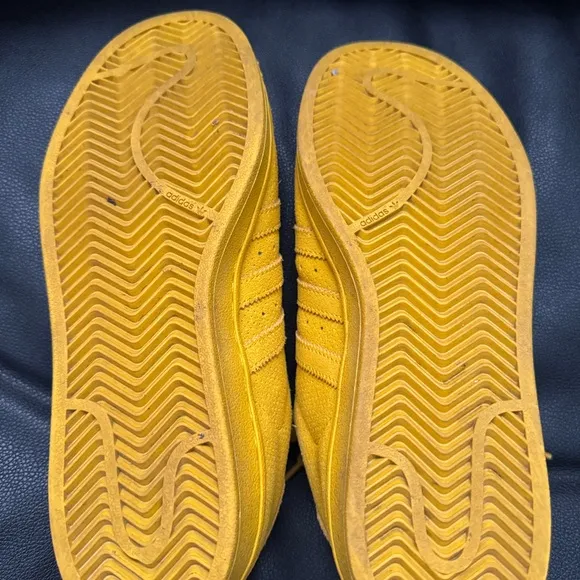 Adidas Superstar J Sneakers