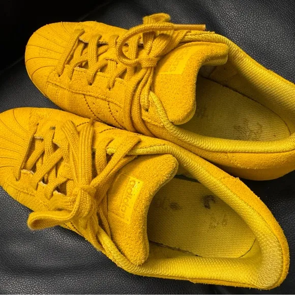 Adidas Superstar J Sneakers