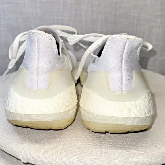 Adidas Ultraboost 21 Running Shoes Triple White Sneakers FY0403 Sz 8.5