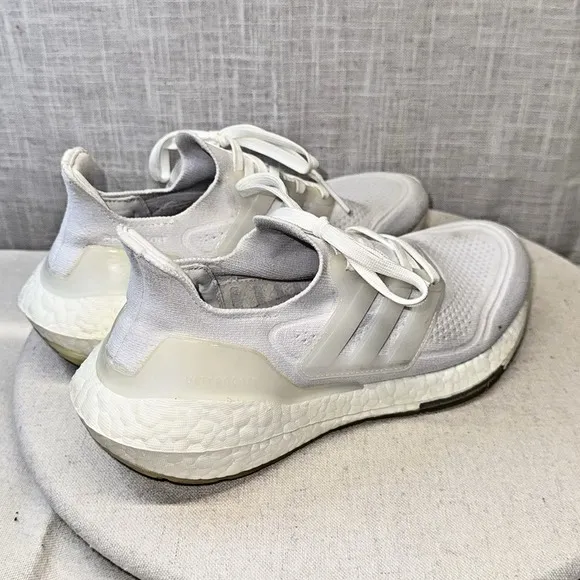 Adidas Ultraboost 21 Running Shoes Triple White Sneakers FY0403 Sz 8.5