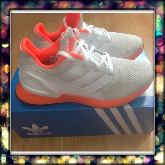 {Adidas} Unisex-Child RapidaRun Running Shoe