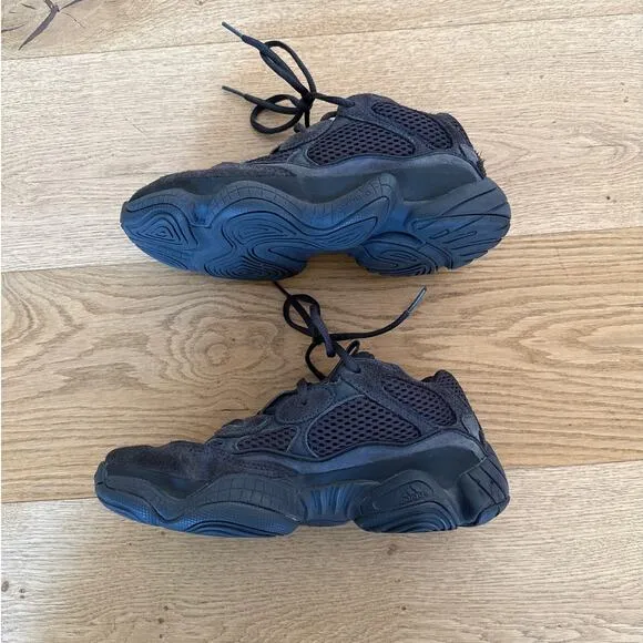 Adidas Yeezy - Yeezy 500 Granite Sneakers in Gray