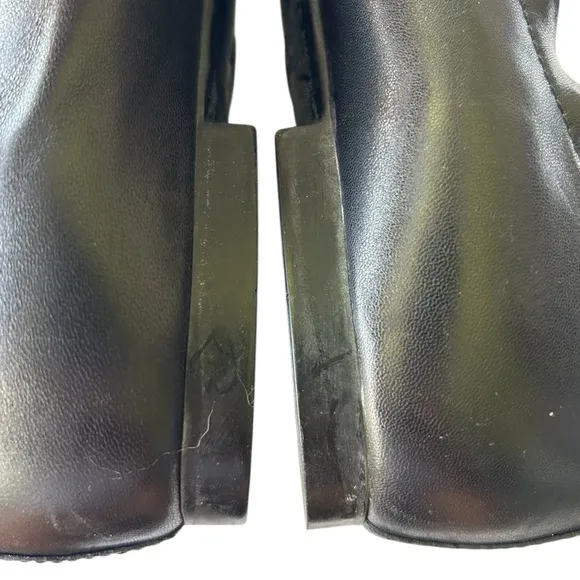 AGL Blakley Black Studded Women's Cap Toe Flats Excellent Italy Size 42 / 11.5