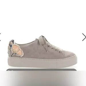 AGL Leombruni Lace Up Sneakers Embroidered Floral Sequin Suede 925090 Beige 38